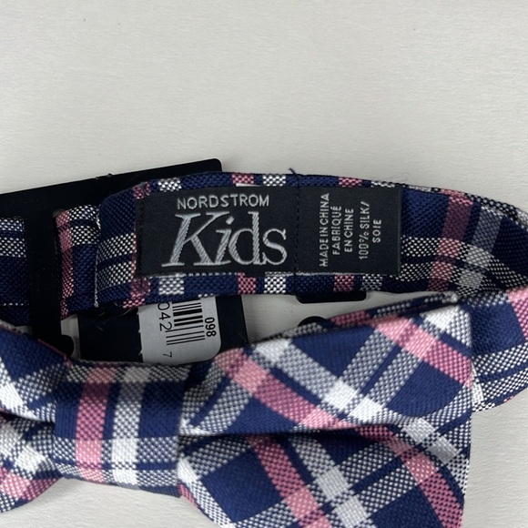Plaid Nordstrom Kids Bow Tie in 100% Silk - Picture 2 of 7